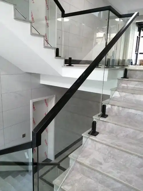 楼梯扶手钢化玻璃扶手楼梯钢槽现代家用室内栏杆超白实木长虹阳台护栏