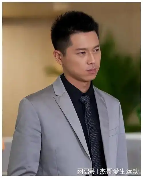 不过也有不惯着他的剧组和演员,你乱改戏加戏,我就罢演.