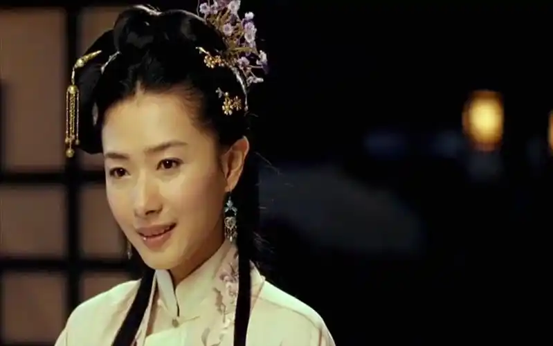 《柳如是》:一代名伎的传奇人生经历,万茜妩媚又英气