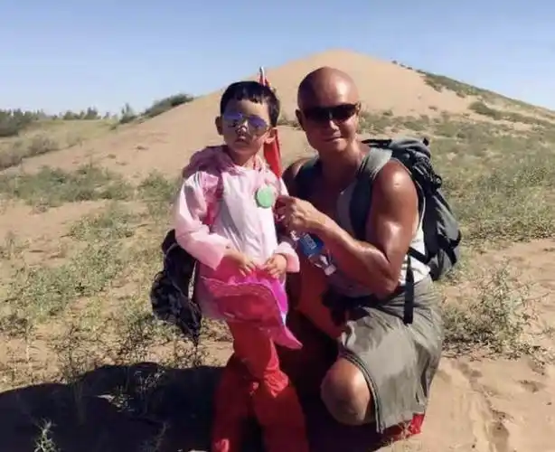 暗讽李健,侮辱金星,"毒舌"乐嘉,终究为自己的"轻率"买了单