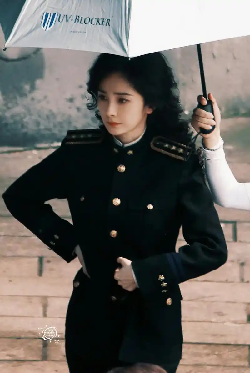 杨幂新剧《哈尔滨一九四四》最新路透释出……