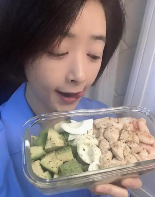 半生缘即将开播短发蒋欣火力全开为瘦身吃减肥餐
