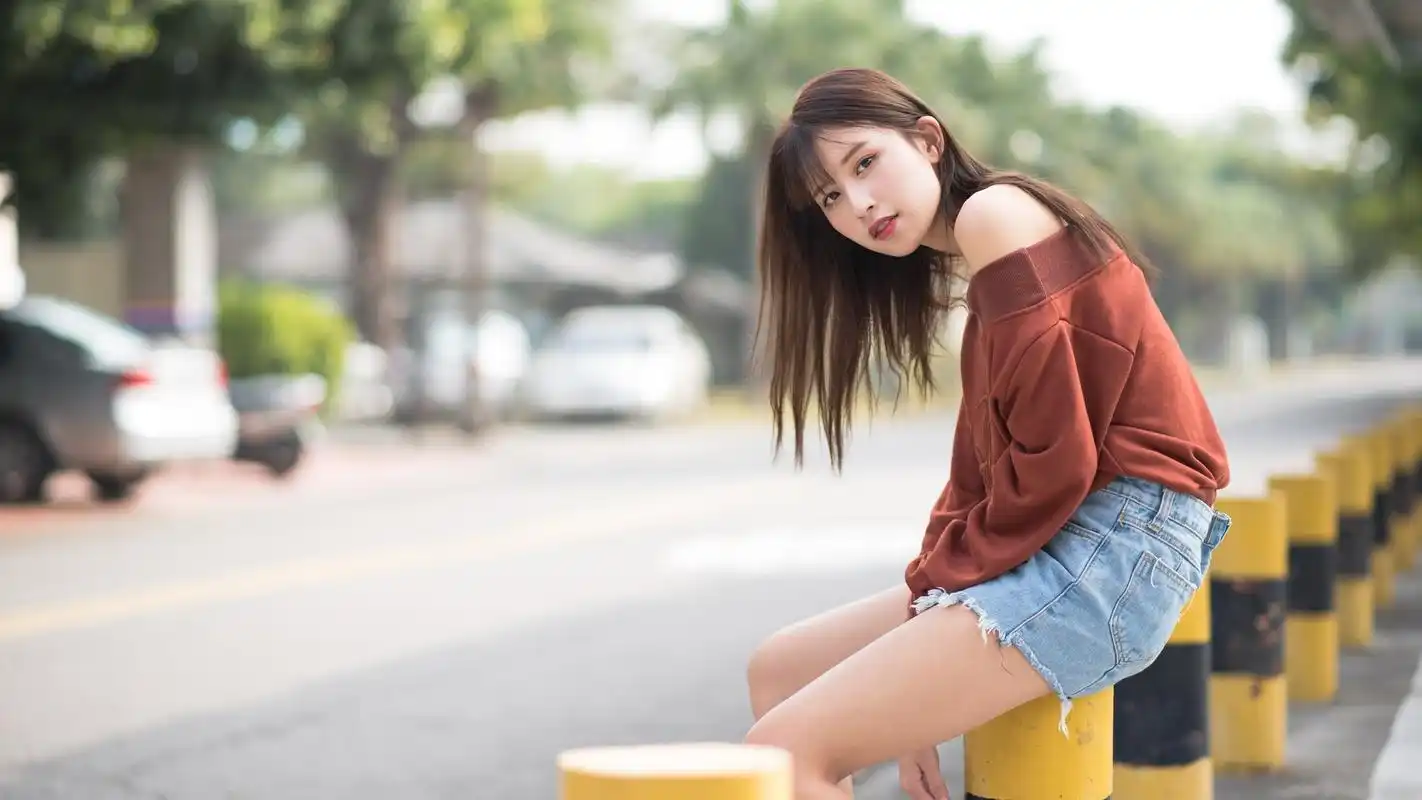 文艺 美女壁纸【132】壁纸是一款电脑壁纸