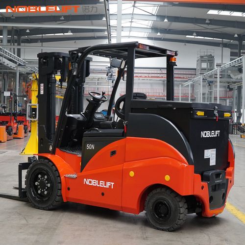 诺力三支点平电动叉车fe3d载重2.0t座驾电动叉车进口配置