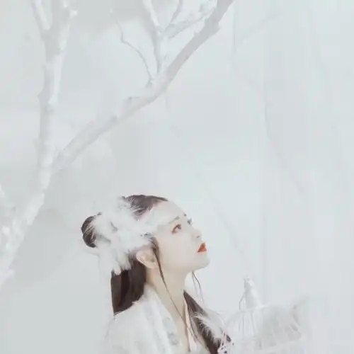 白纱女生头像古风真人超清好看的古风女头白色图片