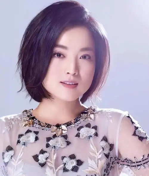 歌手白雪: 38岁与富豪离婚,二婚嫁小8岁东北小伙,如今怎样了__财经头