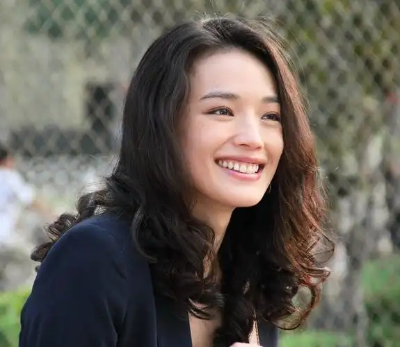 女神舒淇的哪个笑最美最迷人
