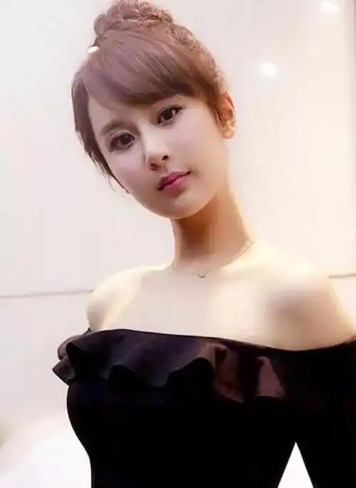 杨紫个人资料简介杨紫的生活照加个人资料