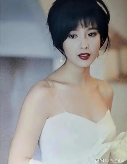 玉女周慧敏颜值巅峰写真集合