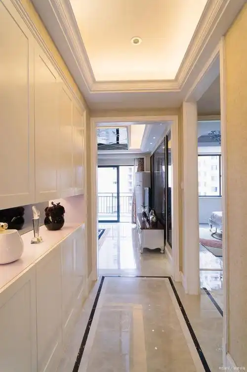 创意设计,打造舒适时尚的进门玄关