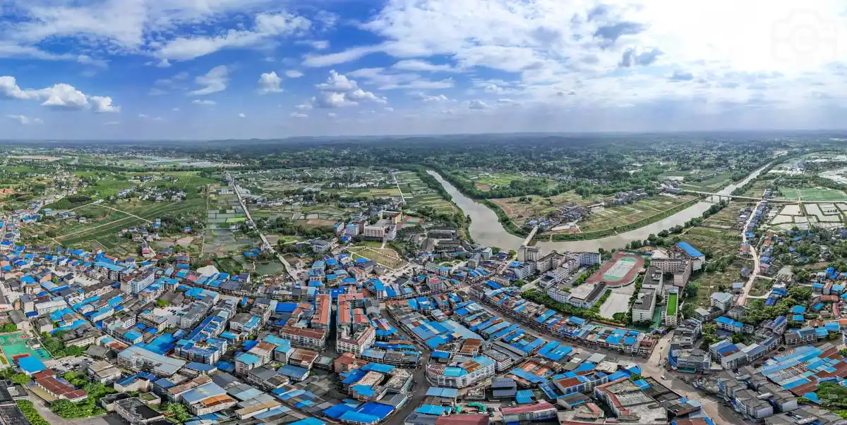 潼南柏梓镇,很不重庆的渝西大镇,面积超渝中,人口近10万