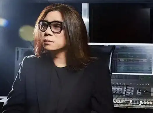 歌手郭峰:22岁年少成名,把一生都献给音乐,61岁仍然未婚