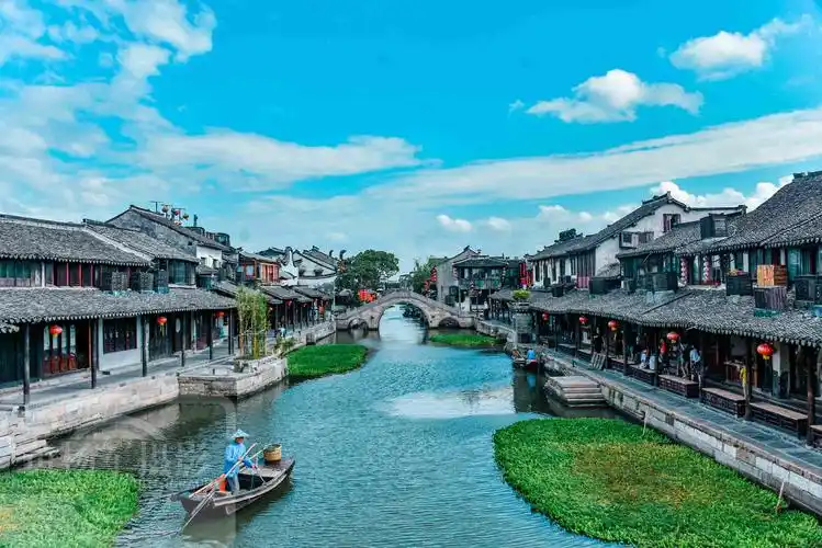 中国传统文化极浓的江南小镇地处江浙沪交界处河网纵横景如画