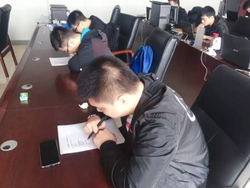 越努力越幸运,华信智原多名java学员被企业秒抢!