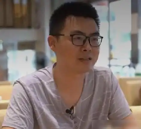 杜新枝邻居透露郭威小时候的生活网友知道后愤怒没人性