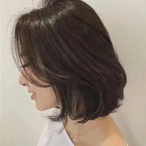 女士短发_短发_造型烫_时尚_发型