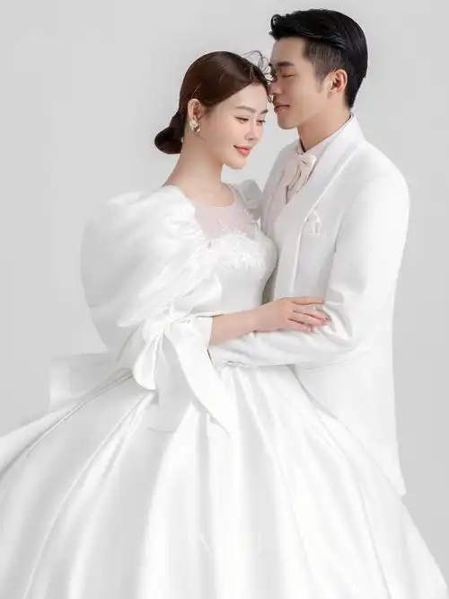 银光圣约高级幸福感主白纱郑州婚纱照