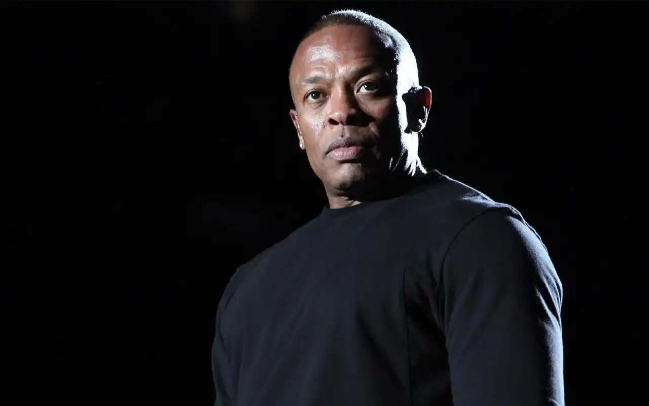 美国说唱歌手drdre因患脑动脉瘤被紧急送医