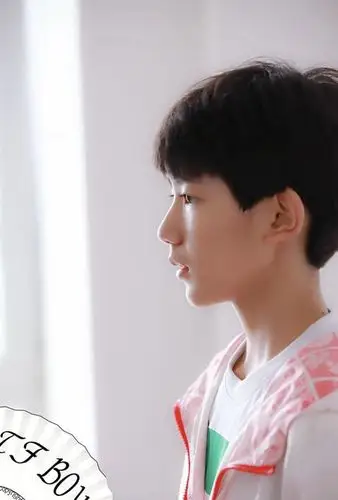 十二岁是最适合锅盖头的年纪盘点无敌可爱的幼崽时期