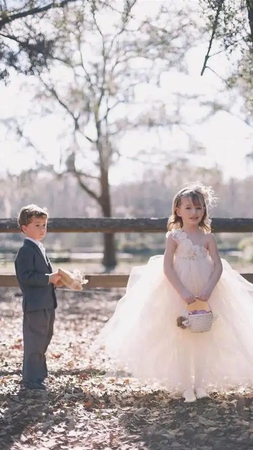 萝莉,唯美写真,可爱萌娃,萝莉,儿童,萌娃,手机壁纸两小无猜