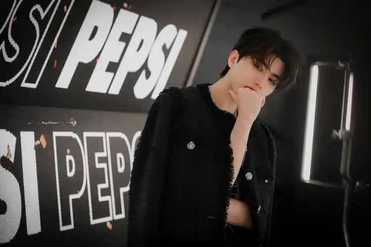 蔡徐坤 - 堆糖,美图壁纸兴趣社区