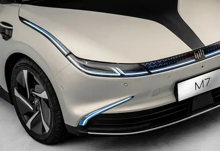 开头我们也提到了m7作为威马汽车第一个轿车车型,势必会用上压箱底的