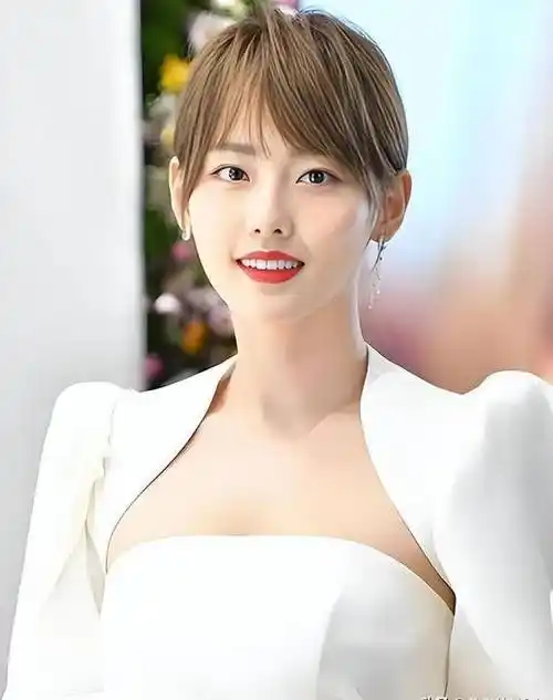 这一次,断崖式衰老的张嘉倪,彻底撕开了和前任买超离婚的真相