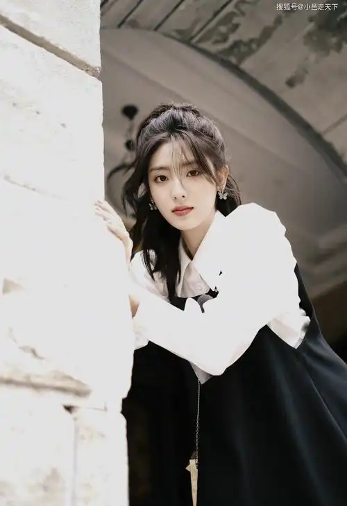 邢菲可爱大眼萌萌哒写真