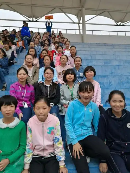 富平县实验中学7年级24班家长会