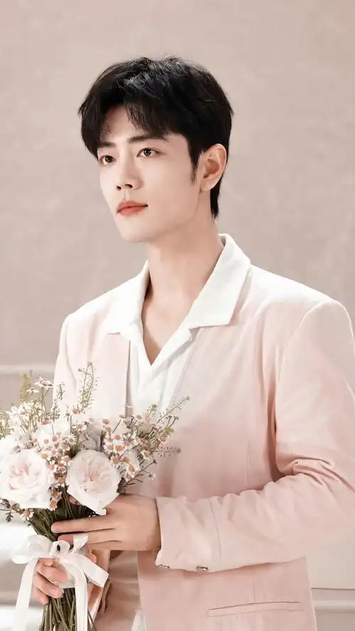 肖战##日常见肖战##超话星愿池##肖战粉色深v西装