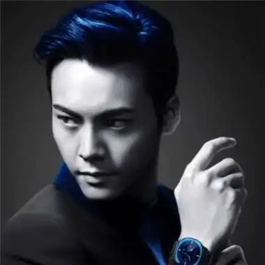 陈伟霆高清头像2021效果图 你的右手以前牵过我的右手