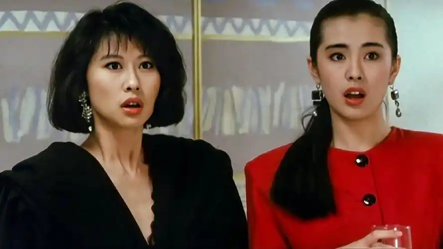 21岁的王祖贤和27岁的叶倩文谁更美?一首《半点心》勾起回忆