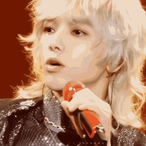 华晨宇美貌大赏##华晨宇白色狼尾造型