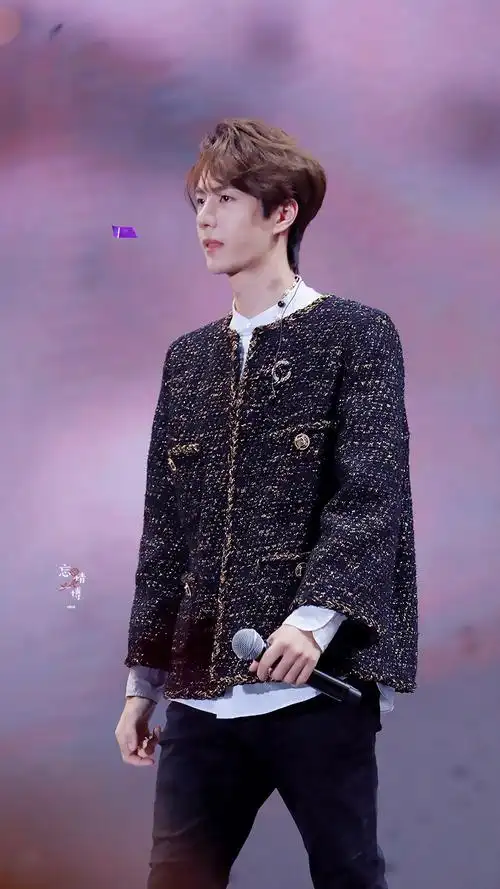 190921 陈情令泰国见面会 @uniq-王一博 cr:logo