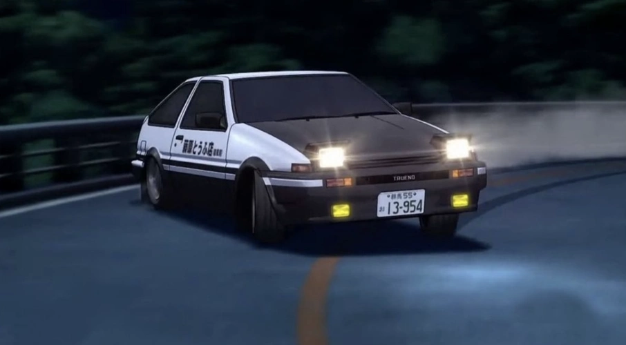 《头文字d》当中除了精彩的山路赛车画面外,其中登场的各式日本经典车