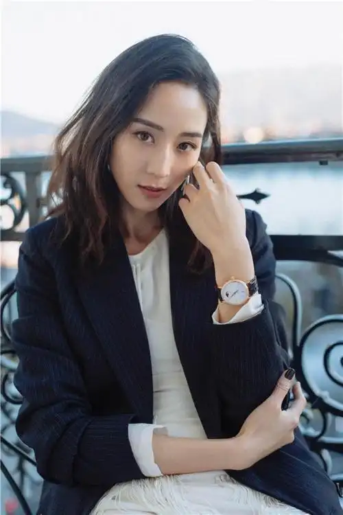 被称为"马脸"的长脸,这几位明星能扛住,又美又飒