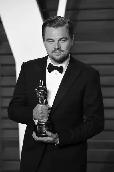 "小李子"莱昂纳多·迪卡普里奥以《荒野猎人》获最佳男主角奖