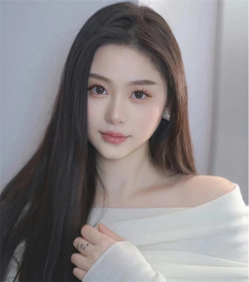 经典清新中长直发 款款谁留谁好看_直发发型 - 美发站