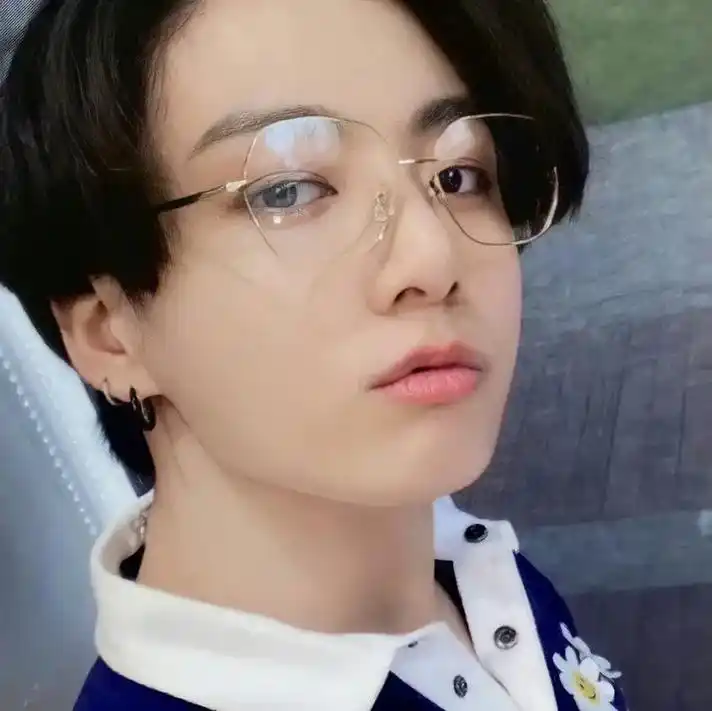 果果氛围感头像第十三弹～03.#防弹少年团bts #田柾国  - 抖音