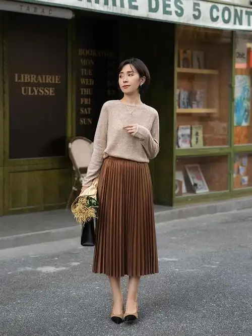 舒适简约的秋季穿搭,这些搭配日常随性又显气质,谁穿都好看