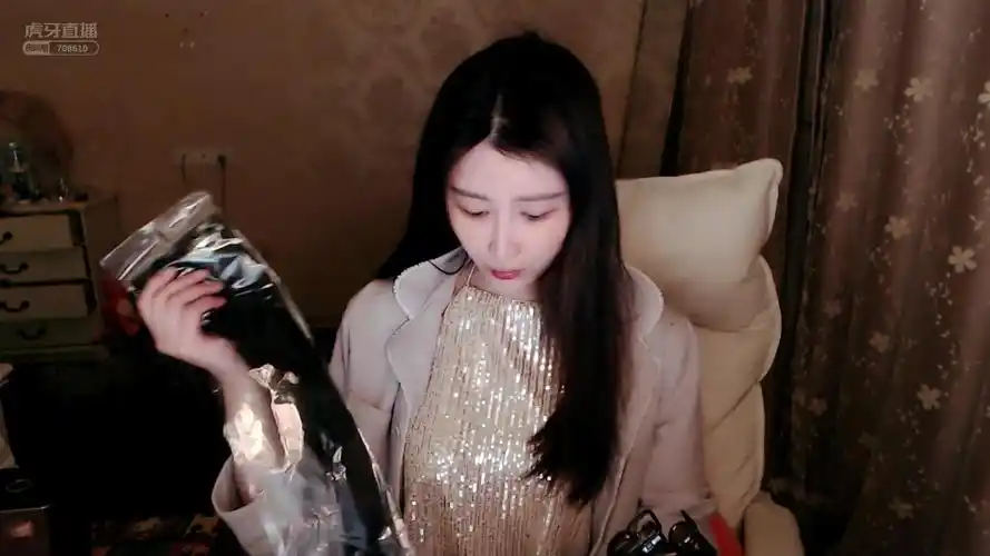 [azz丶小太阳].[好舒服的掏耳朵].