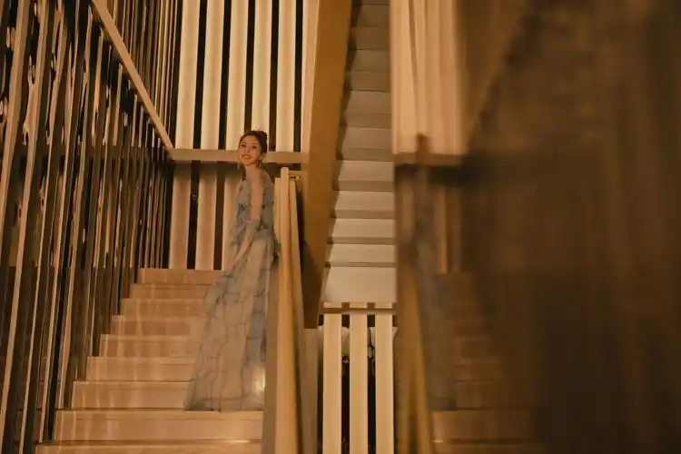 甜飒少女汤敏性感活动照图片 - tt98图片网