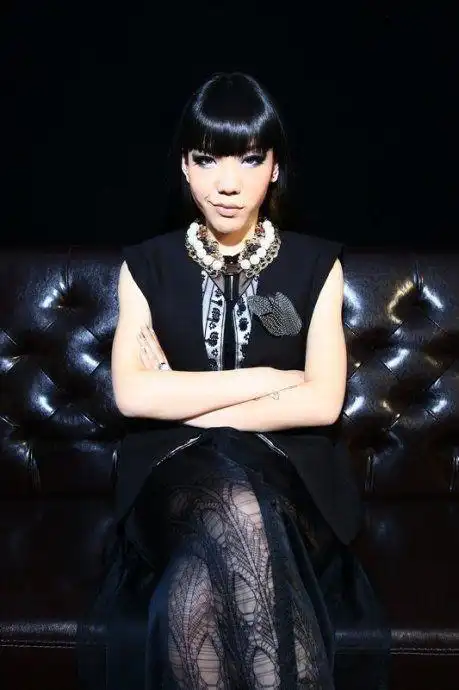 田金双吴莫愁是90后歌手新指标