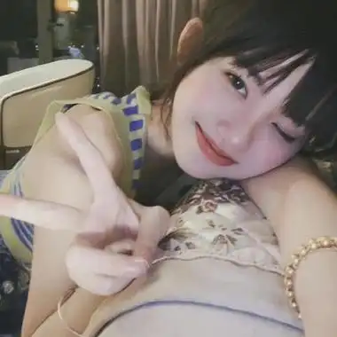 温柔很治愈的干净真人女头像 ins纯欲氛围感高清微信女头_女生头像_美