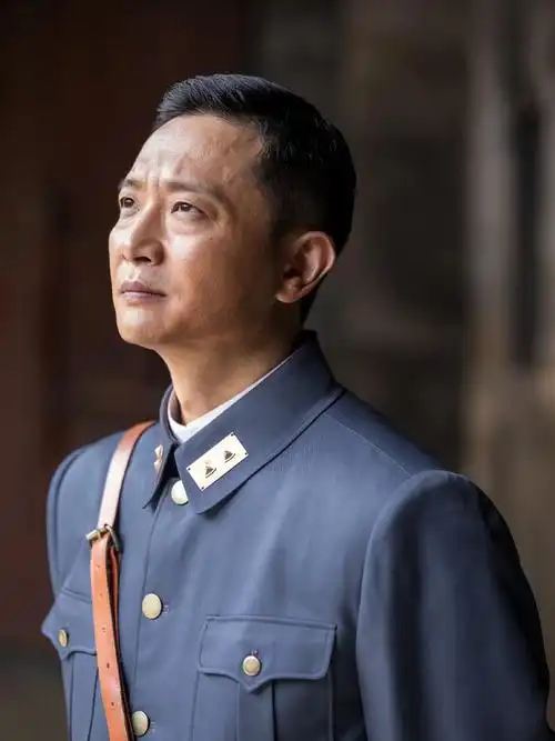 赖寿章在《绝密使命》中,是大反派还是卧底?