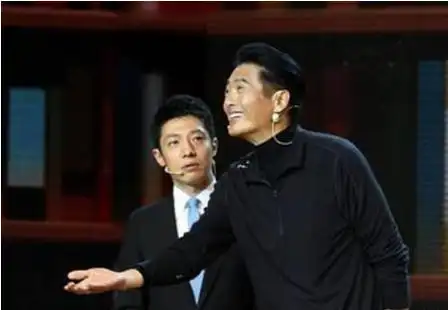 胡歌身高185cm,周润发身高182cm,却被身高189cm的他给秒到了