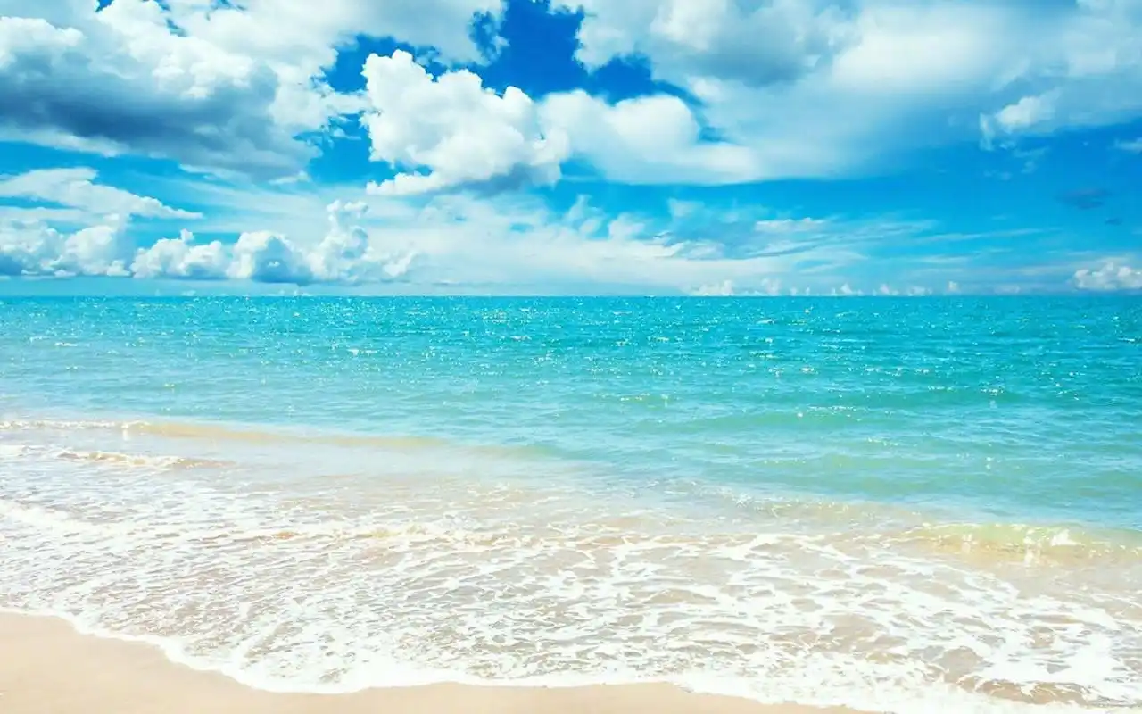 蔚蓝的大海风景图片桌面壁纸