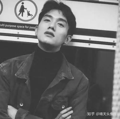 复古港风男生头像,听闻远方有你,动身跋涉千里