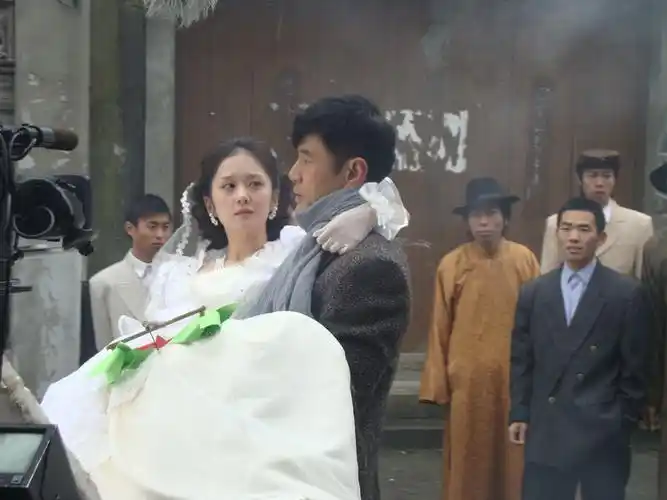 《铁面歌女》主题曲 双鱼歌词 图片