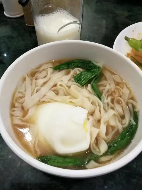 一碗生日面开始的幸运与大使们同台剪彩喀麦隆大使选定方晓丽牡丹富贵